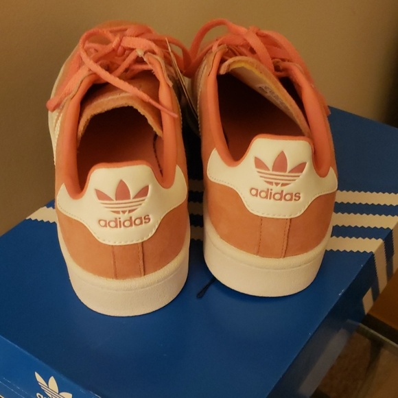 Pink Adidas - Picture 3 of 4